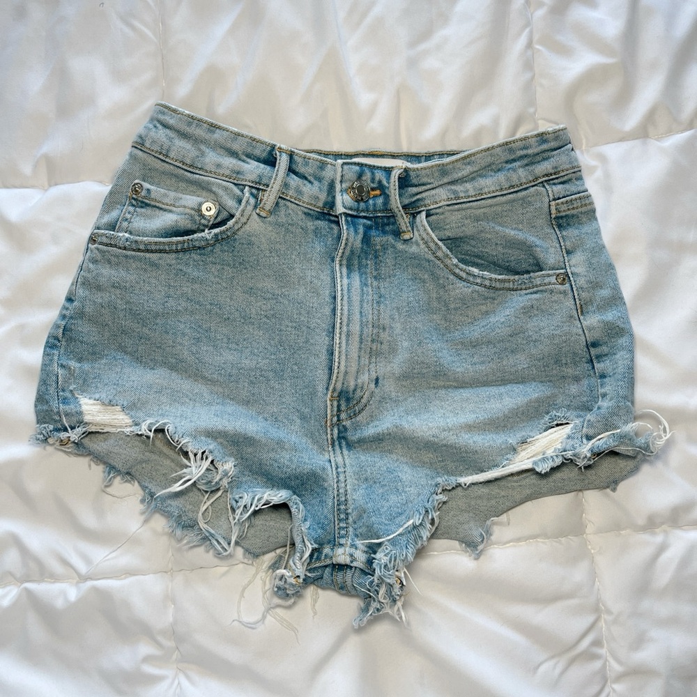 ZARA | High Waisted Denim Shorts